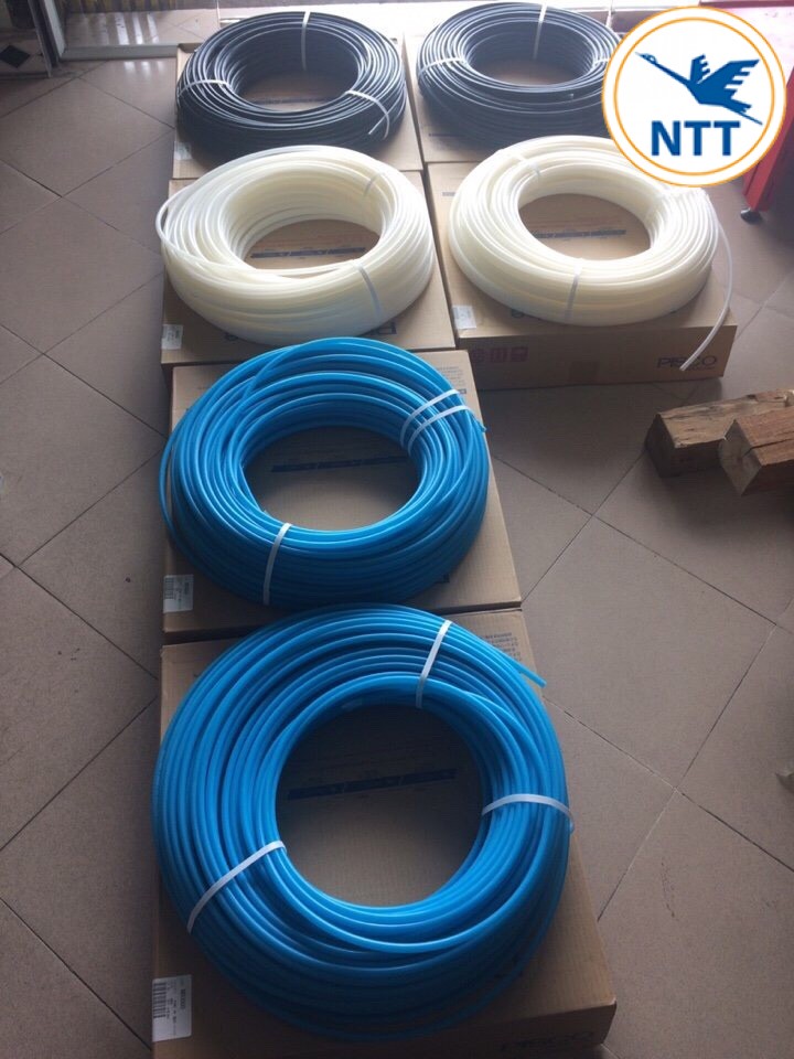 z833277442971_d40b1fd412dc3e64cabecb9176f9df26