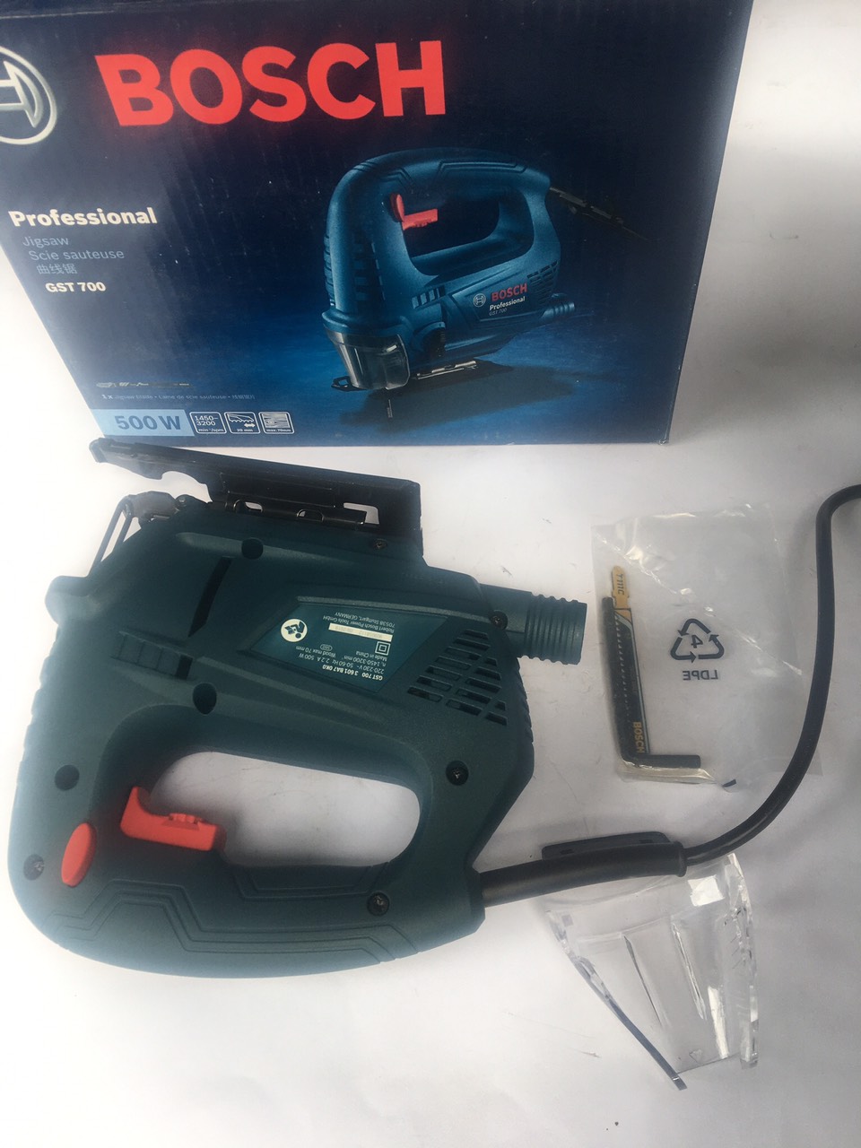 GST700-3
