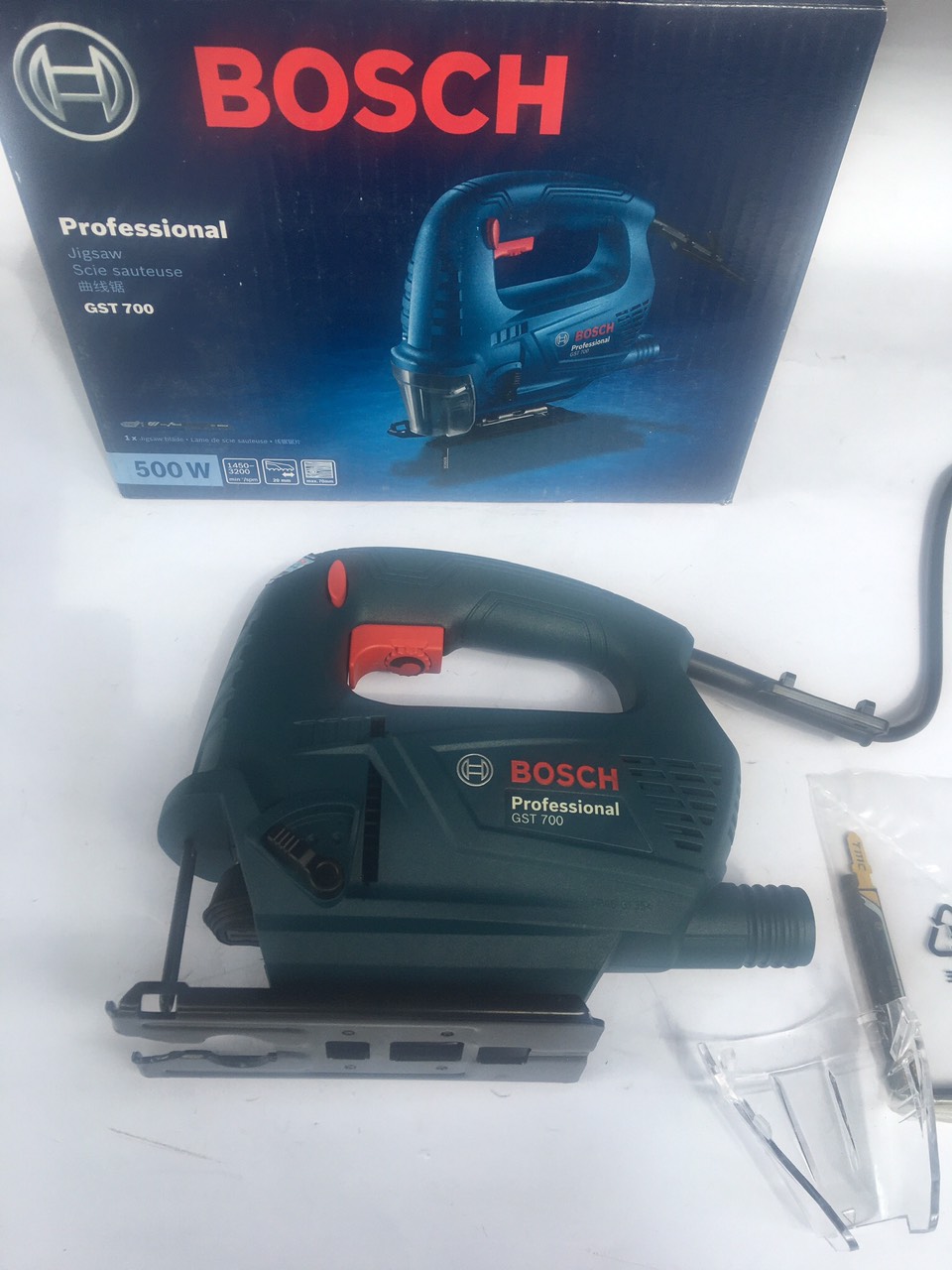 GST700-4