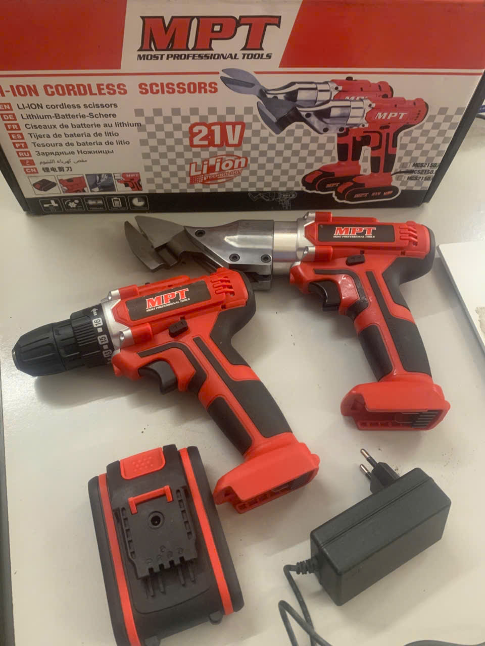 21V-1