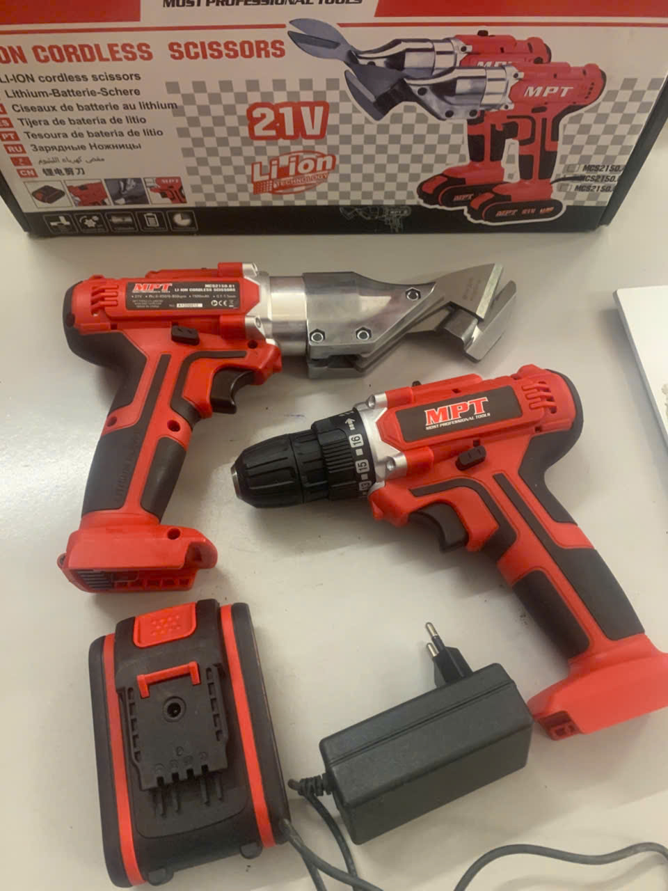 21V-3