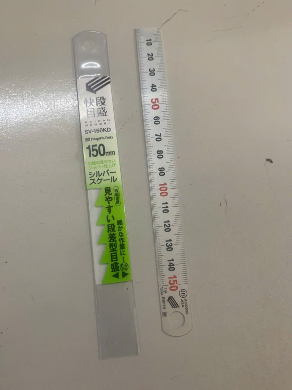 150 lá-1
